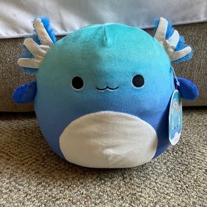 Miss Vi the Axolotl Squishmallow